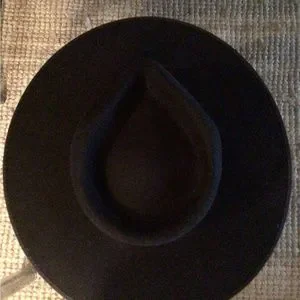 Lack Of Color | Accessories | Saale Lack Of Color Black  display picture 2